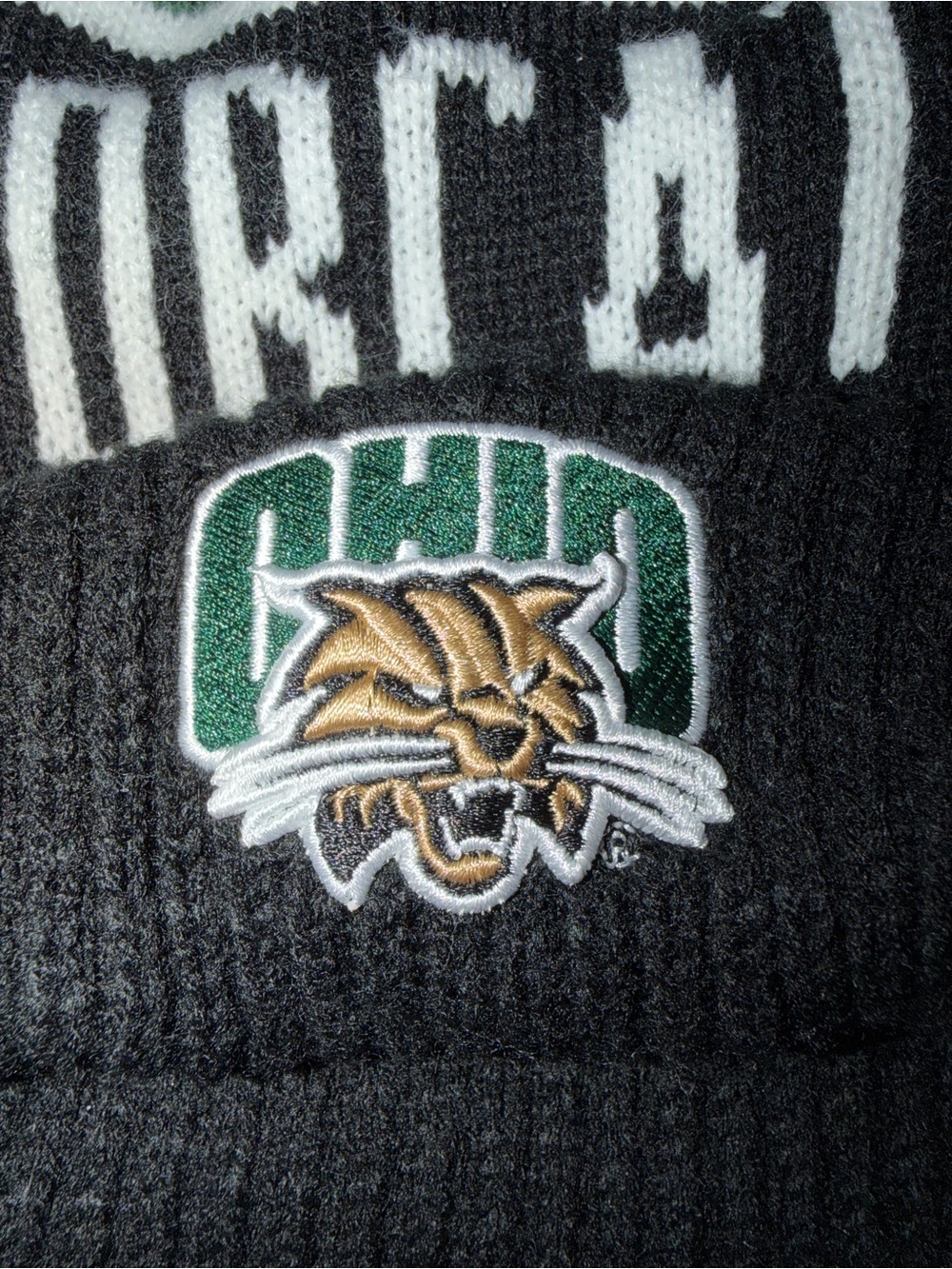 💚🤍Ohio University Bobcats Pom Beanie Unisex- Green & Black ‘47🤍💚 - Picture 3 of 6